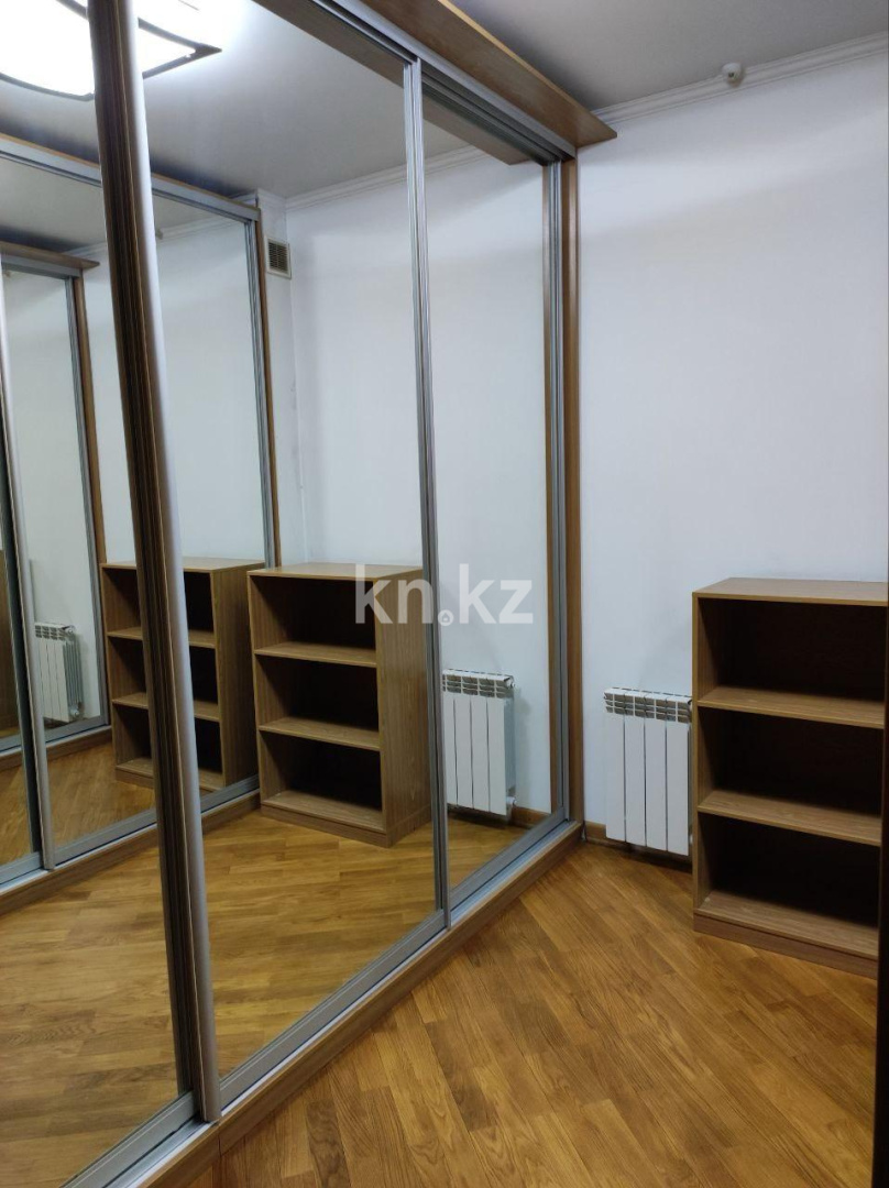 Аренда 3-комнатной квартиры, 175 м² в Алматы - фото 20