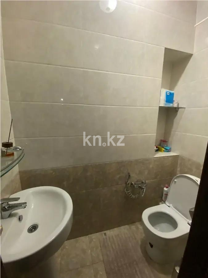 Продажа 3-комнатной квартиры, 80 м², ул. Розыбакиева, дом  111 в Алматы - фото 6