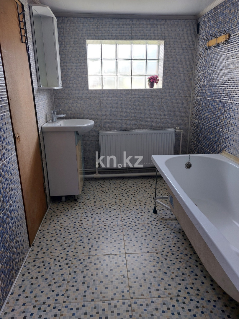 Продажа 7-комнатного дома, 198 м² в Караганде - фото 3