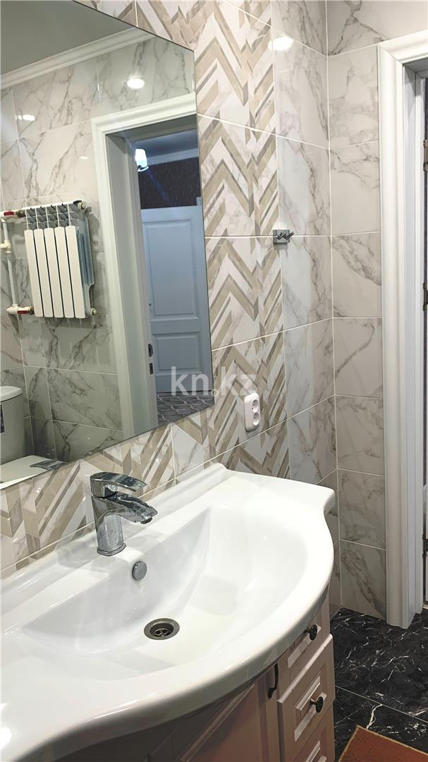 Продажа 5-комнатной квартиры, 172 м² в Караганде - фото 20