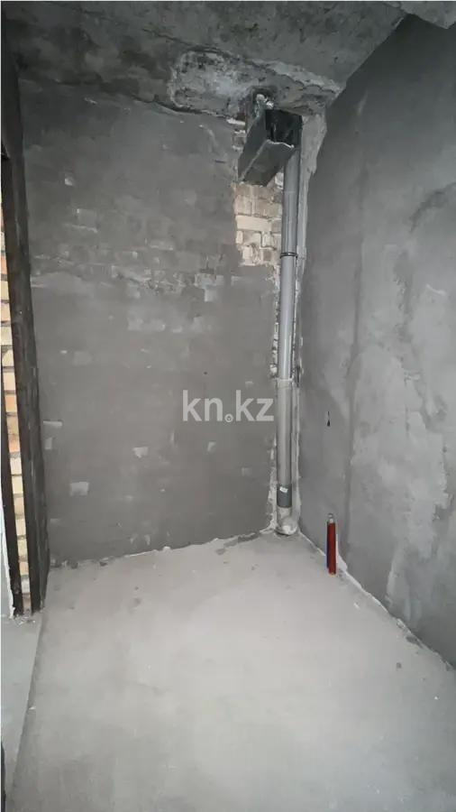 Продажа 2-комнатной квартиры, 67 м², ул. Аскарова, дом  8 в Алматы - фото 3