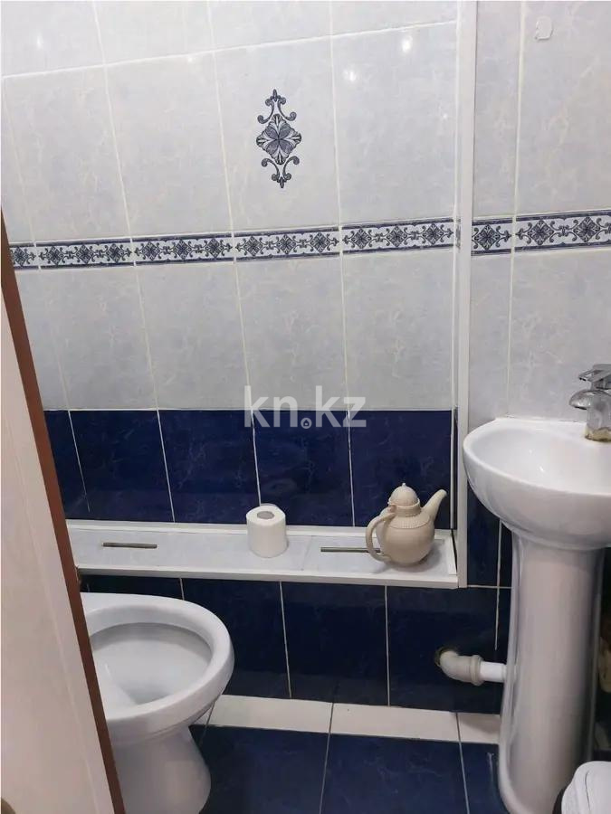 Продажа 4-комнатной квартиры, 100 м², ул. Победы, дом  159/2 в Караганде - фото 7