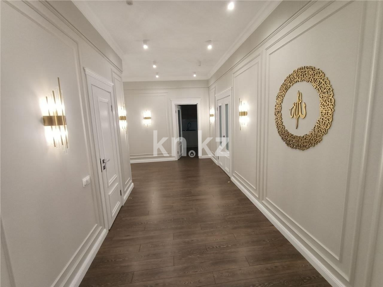 Продажа 4-комнатной квартиры, 210 м² в Астане - фото 17