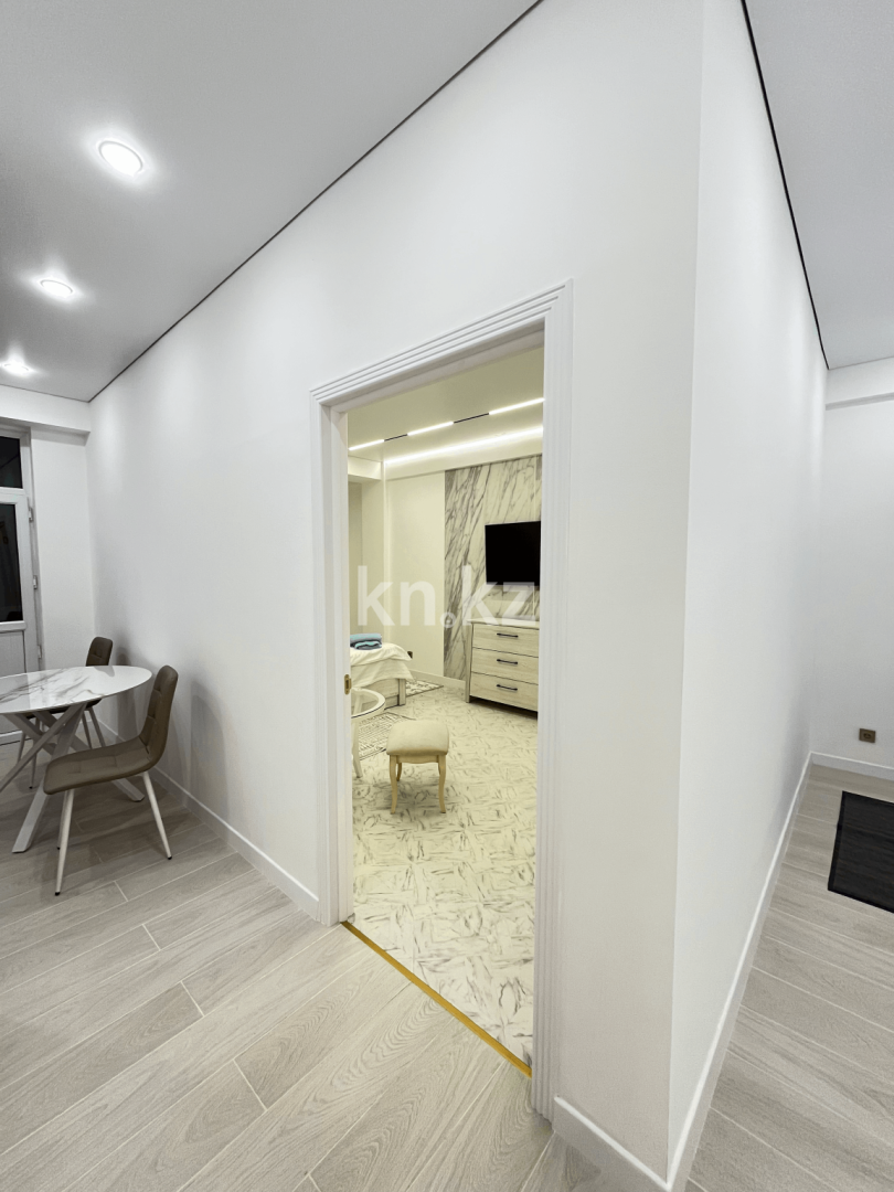 Аренда 1-комнатной квартиры посуточно, 35 м² в Алматы - фото 20