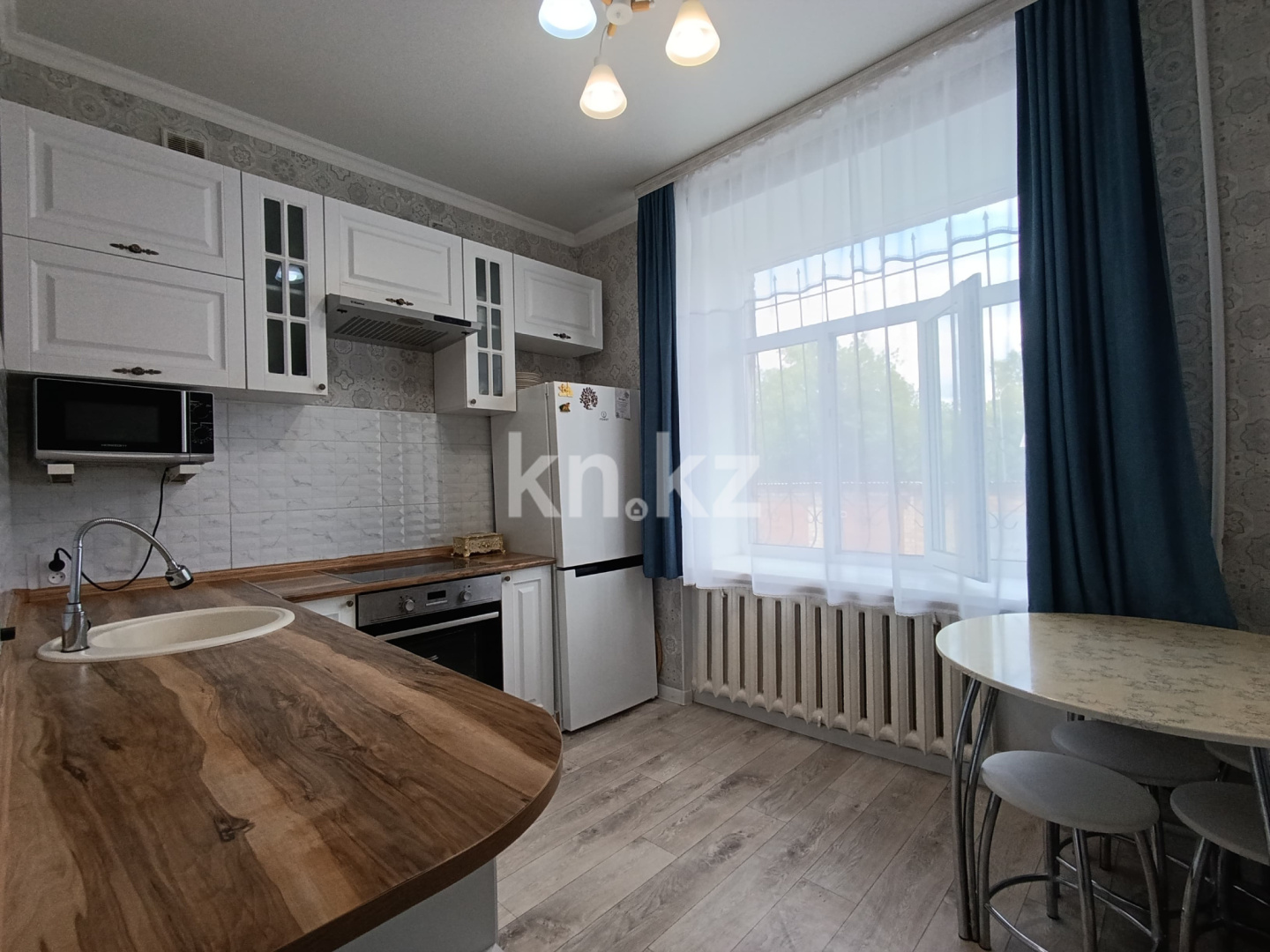 Продажа 1-комнатной квартиры, 36 м², ул. Маметовой в Караганде
