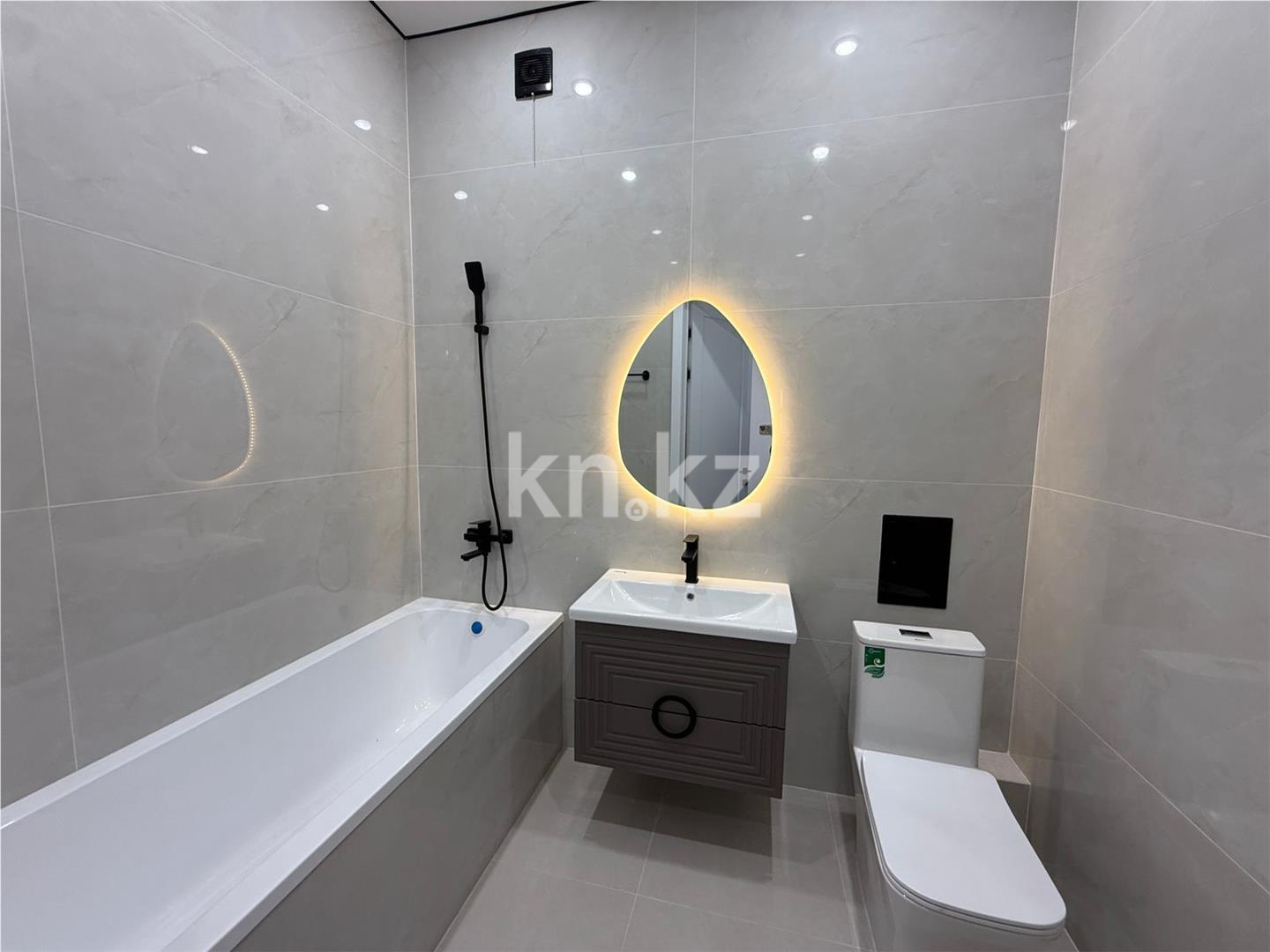 Продажа 1-комнатной квартиры, 37 м² в Астане - фото 3