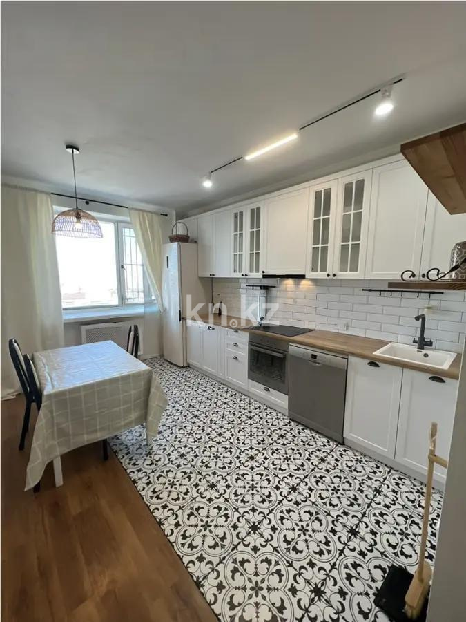 Продажа 2-комнатной квартиры, 79 м², пр. Момышулы, дом  14 в Астане - фото 5