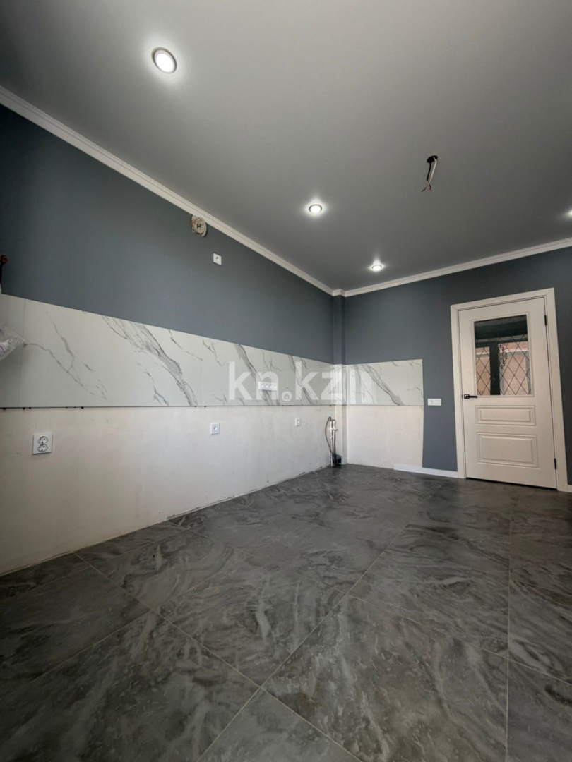Продажа 2-комнатной квартиры, 61.9 м² в Уральске