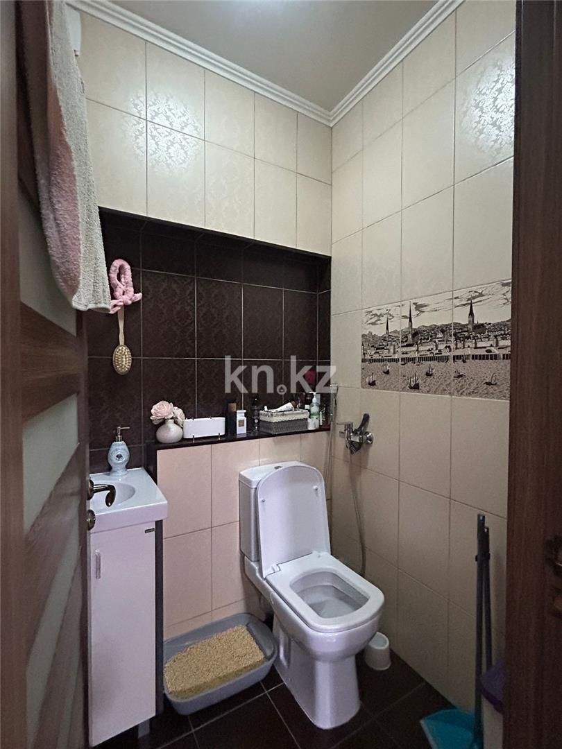Продажа 3-комнатной квартиры, 78 м², ул. Жамбыла в Караганде - фото 15