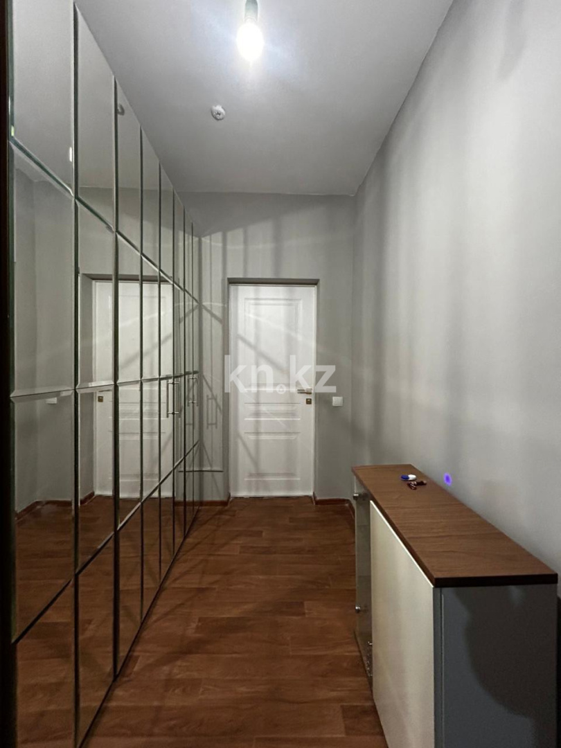 Продажа 2-комнатной квартиры, 65 м² в Алматы - фото 2