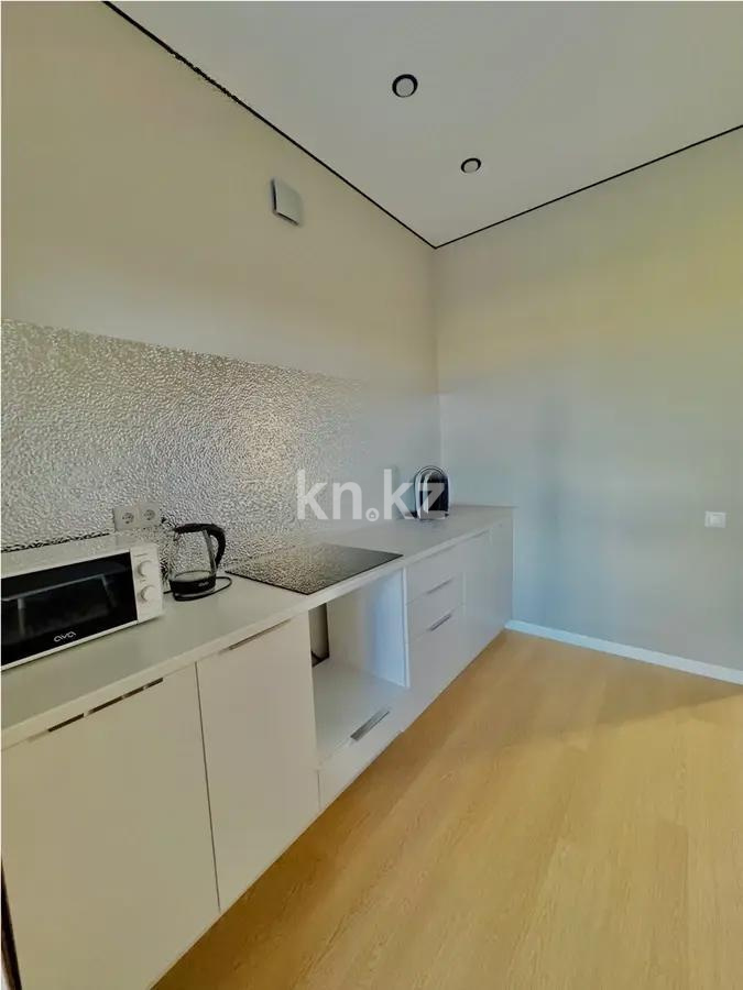 Продажа 1-комнатной квартиры, 40 м², ул. Айтматова, дом  60/1 в Астане - фото 2