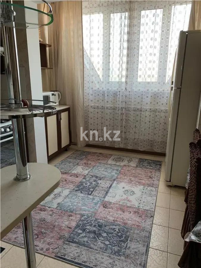 Продажа 3-комнатной квартиры, 72.8 м², ул. Карасай батыра, дом  156 в Алматы - фото 3