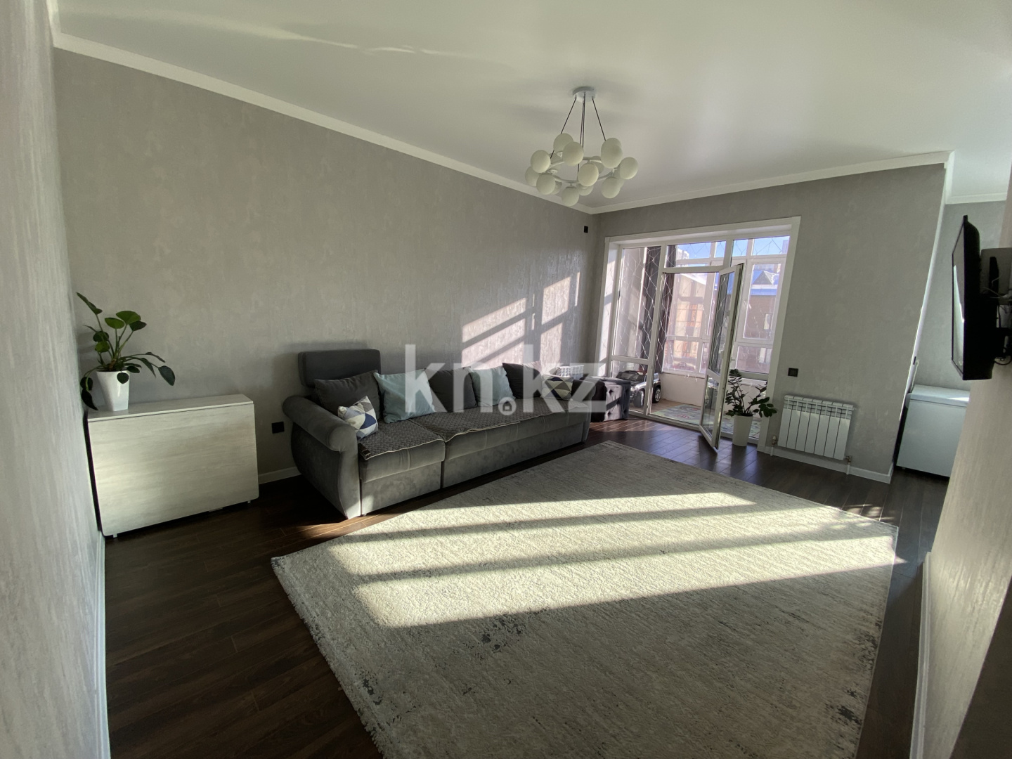 Продажа 2-комнатной квартиры, 61.8 м² в Караганде