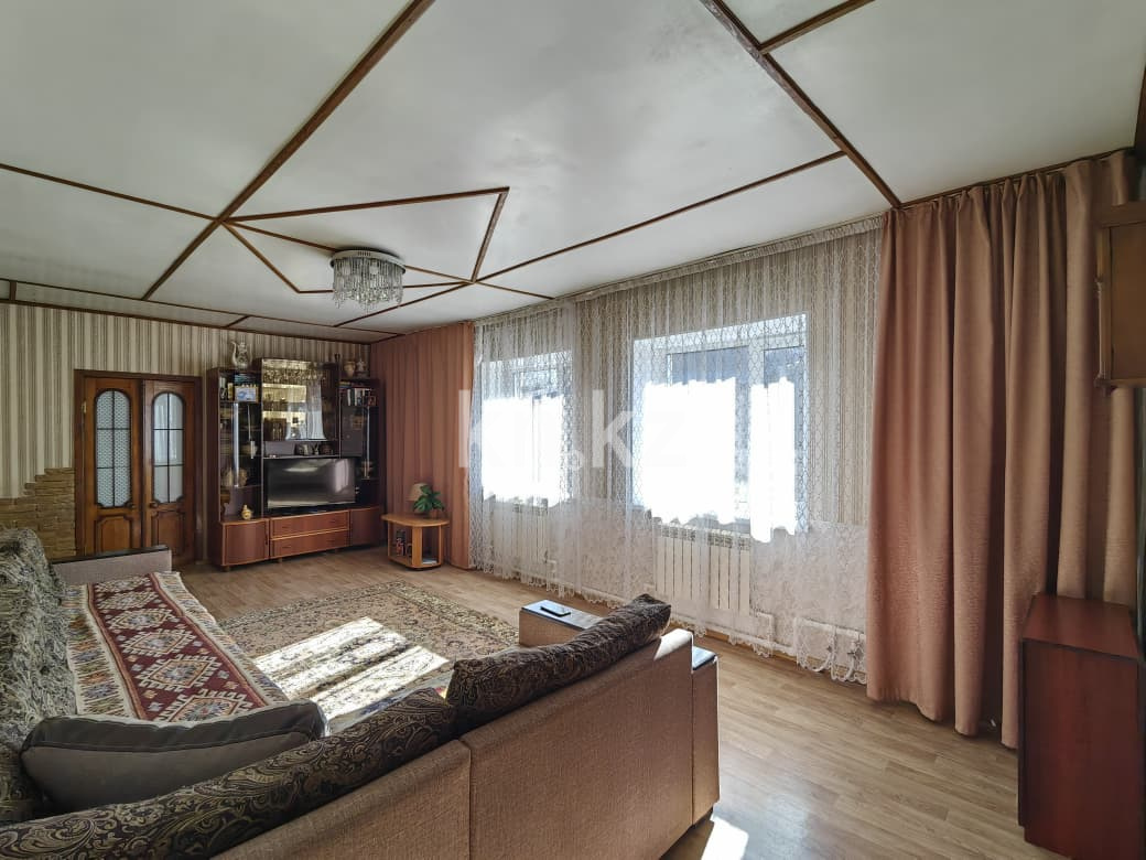 Продажа 6-комнатного дома, 119 м², ул. Москвина в Караганде