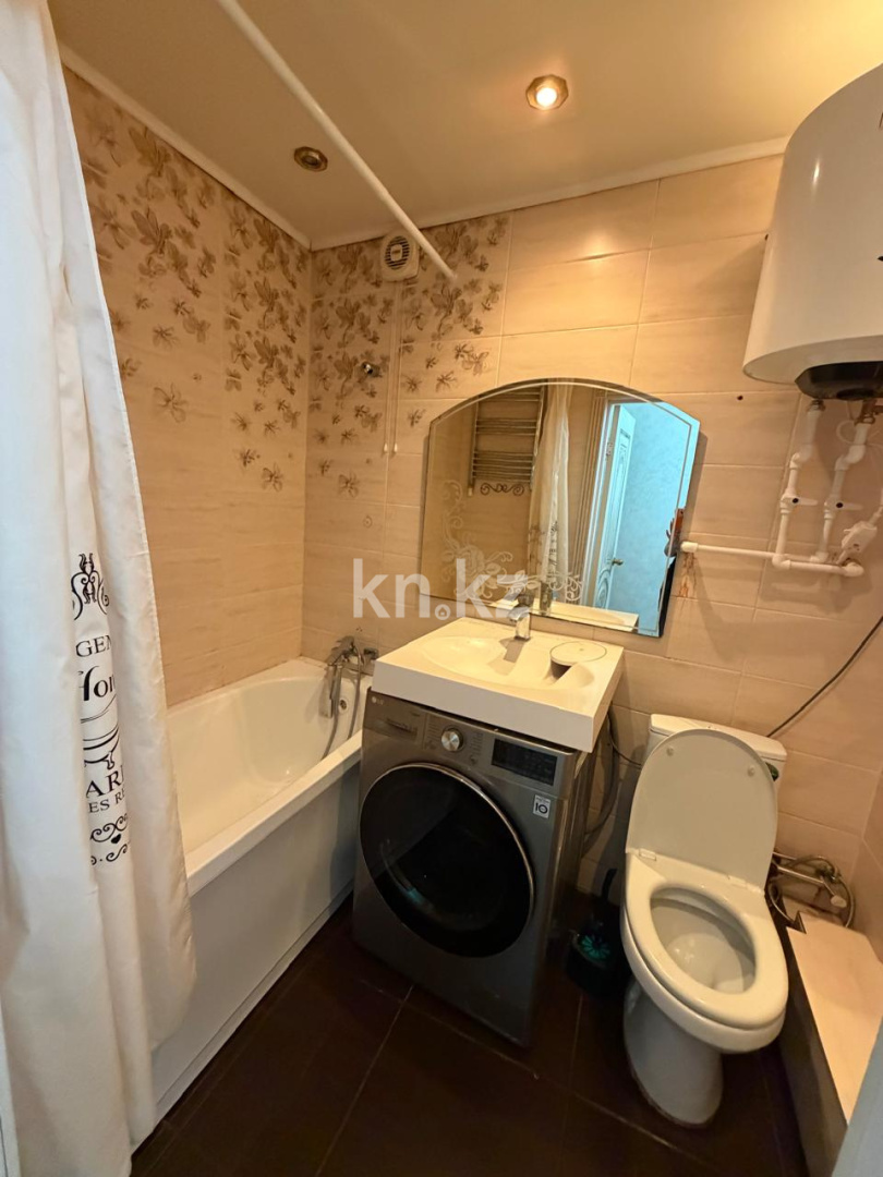 Продажа 3-комнатной квартиры, 64 м² в Караганде - фото 12