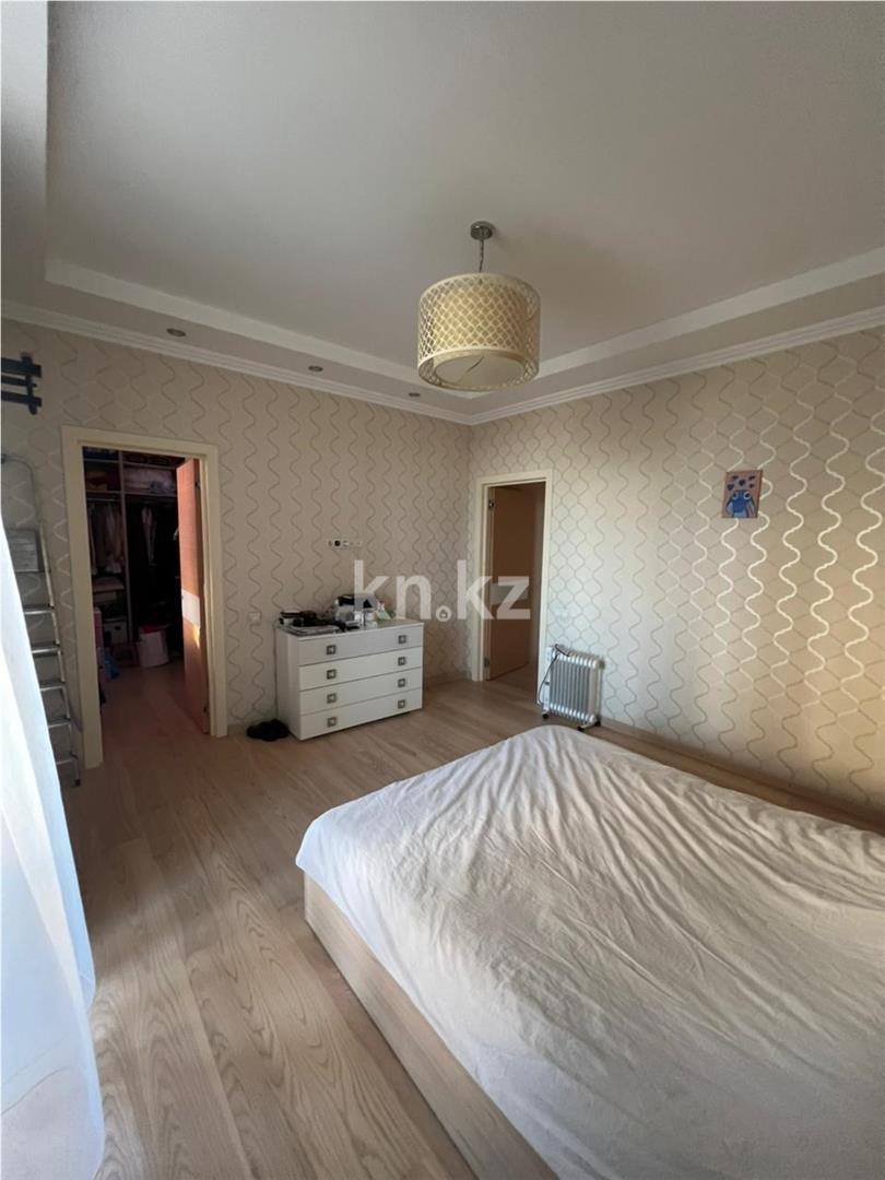 Продажа 4-комнатной квартиры, 150 м² в Караганде - фото 4