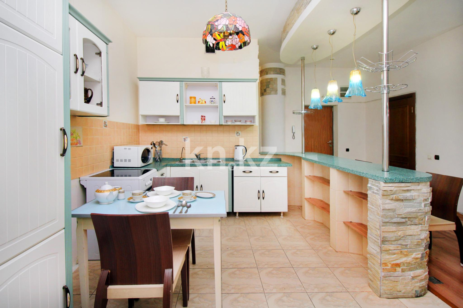 Аренда 2-комнатной квартиры посуточно, 80 м², Достык, дом  162 - ул. Жолдасбекова в Алматы - фото 12