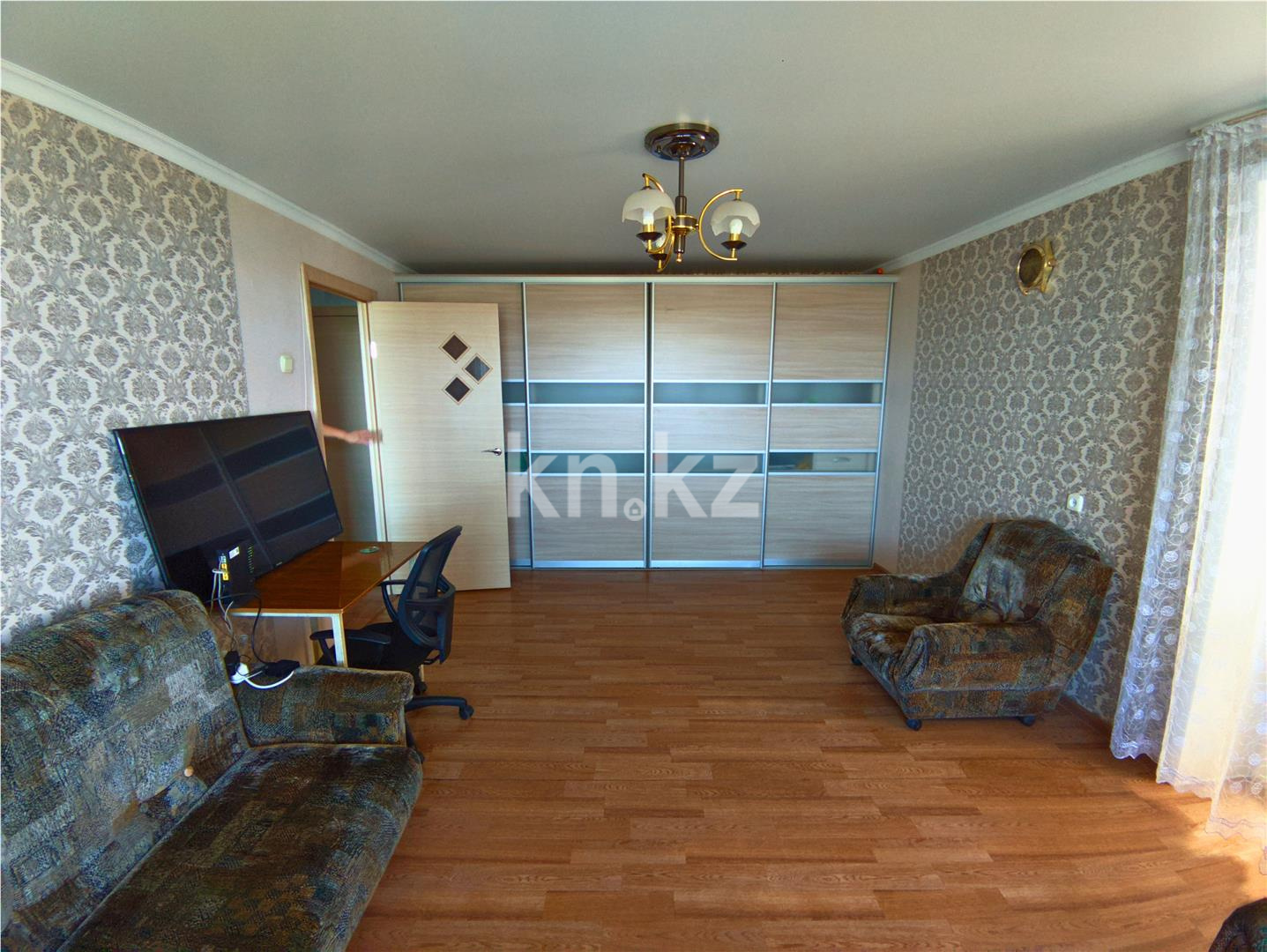 Продажа 3-комнатной квартиры, 61 м² в Караганде