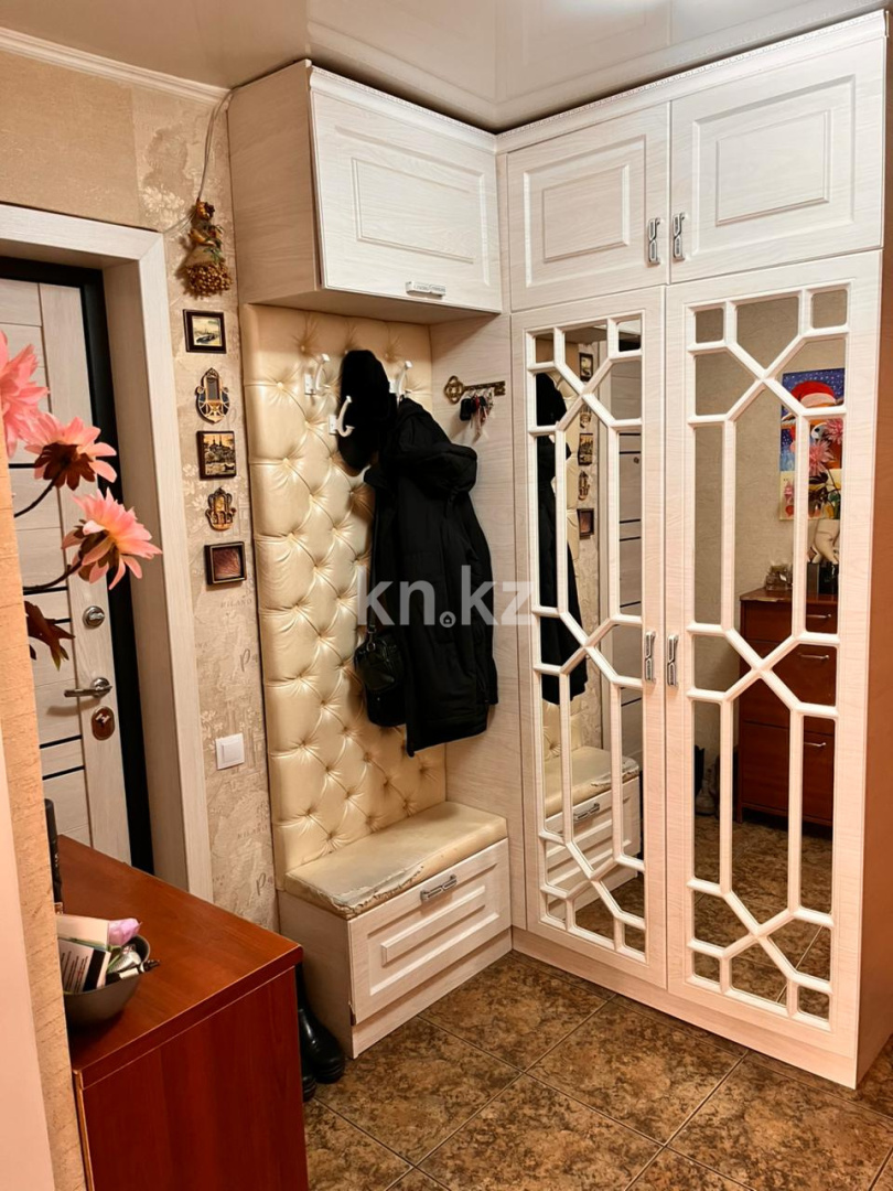 Продажа 3-комнатной квартиры, 63 м², ул. Сатыбалдина, дом  28 в Караганде - фото 14