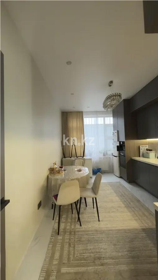 Продажа 3-комнатной квартиры, 98 м², ул. Достык, дом  8 в Астане - фото 4