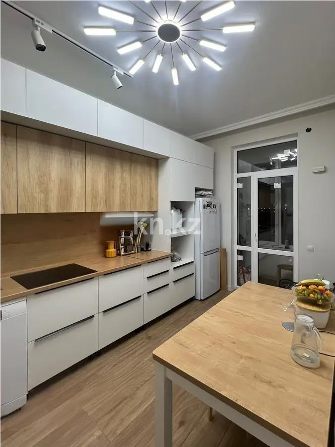 Продажа 2-комнатной квартиры, 63 м², ул. Байтурсынова, дом  10/2 в Астане - фото 3