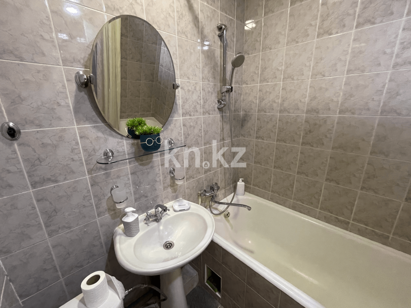 Аренда 1-комнатной квартиры посуточно, 40 м² в Алматы - фото 13