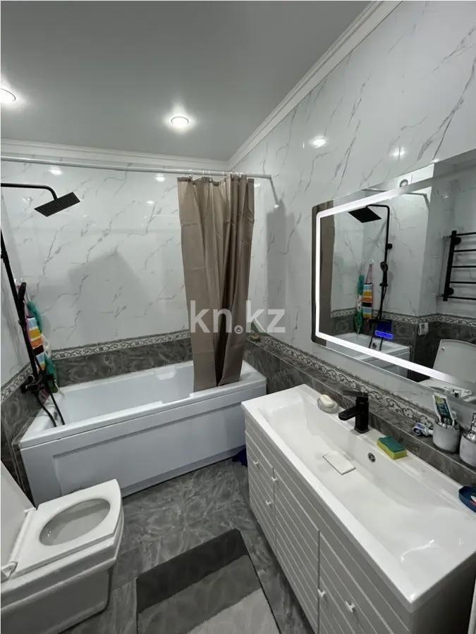 Продажа 2-комнатной квартиры, 55 м², ул. Райымбек батыра, дом  285 в Алматы - фото 3