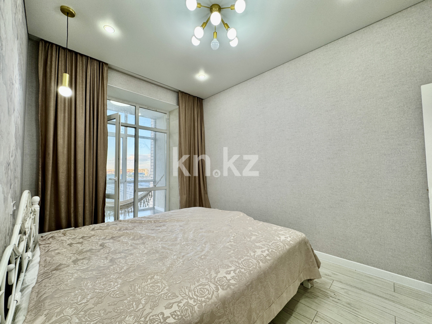 Продажа 3-комнатной квартиры, 95.6 м² в Караганде - фото 16