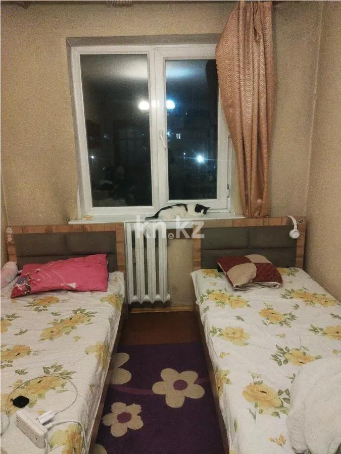 Продажа 3-комнатной квартиры, 58.7 м², мкр-н 10, дом  12 в Алматы - фото 2