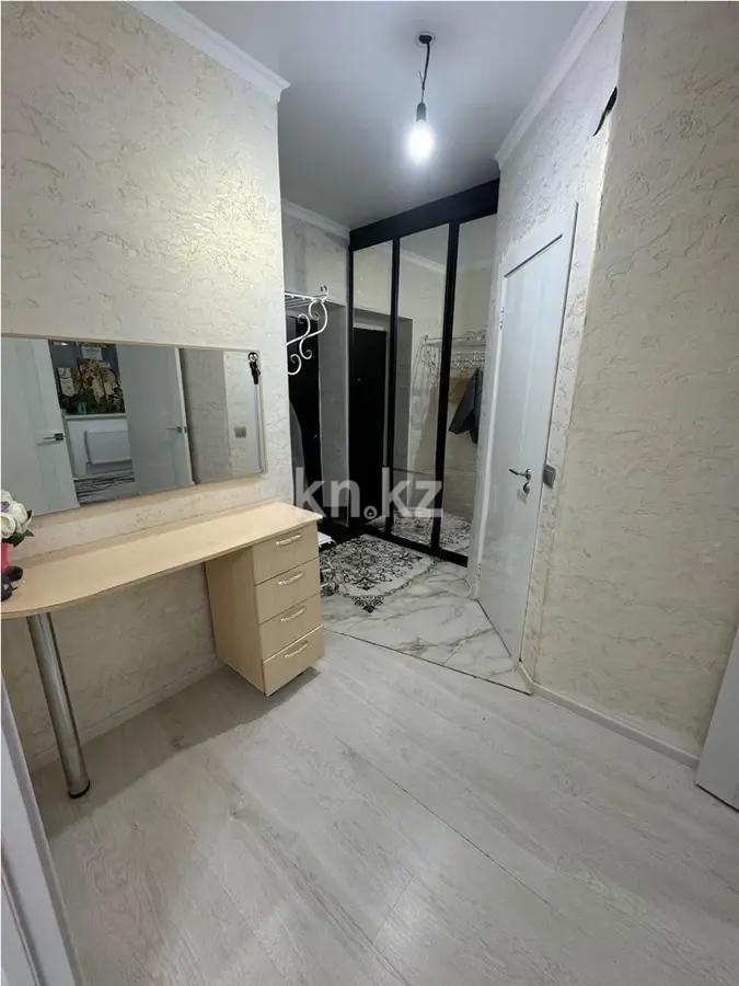 Продажа 1-комнатной квартиры, 39 м², ул. Кургальжинское шоссе, дом  30 в Астане - фото 4