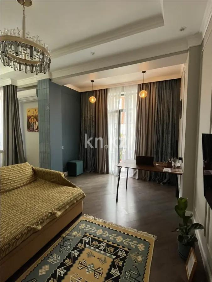 Продажа 2-комнатной квартиры, 60 м² в Алматы