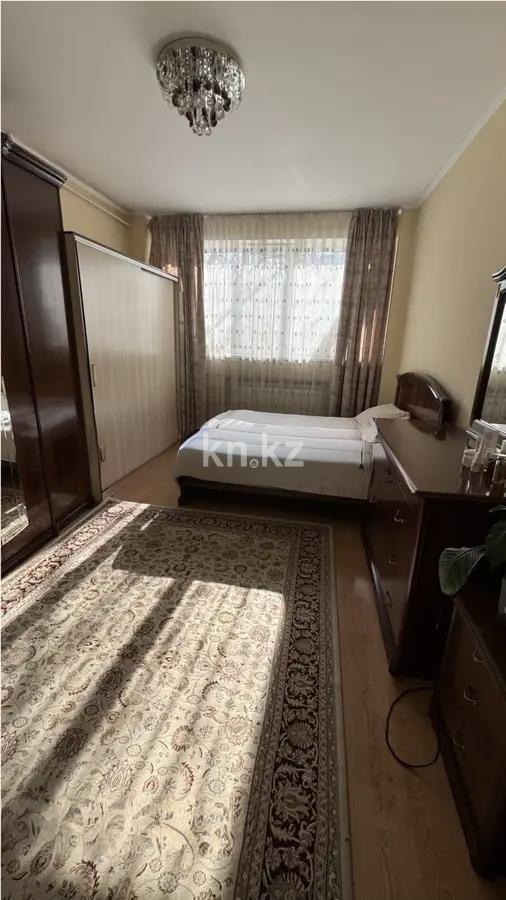 Продажа 3-комнатной квартиры, 72 м², ул. Айтеке би, дом  123 в Алматы - фото 3