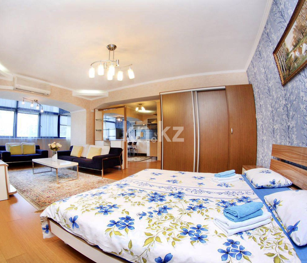 Аренда 1-комнатной квартиры, 45 м², Достык в Алматы - фото 2