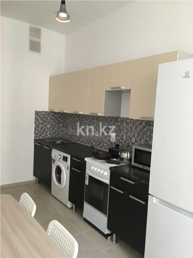 Продажа 1-комнатной квартиры, 42 м², пр. Кабанбай батыра, дом  60а/20 в Астане - фото 2