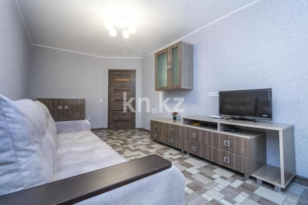 Аренда 1-комнатной квартиры, 32 м² в Астане