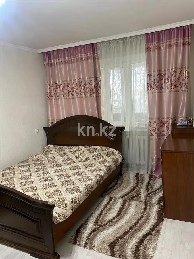 Продажа 3-комнатной квартиры, 70 м², ул. Университетская, дом  21 в Караганде - фото 3