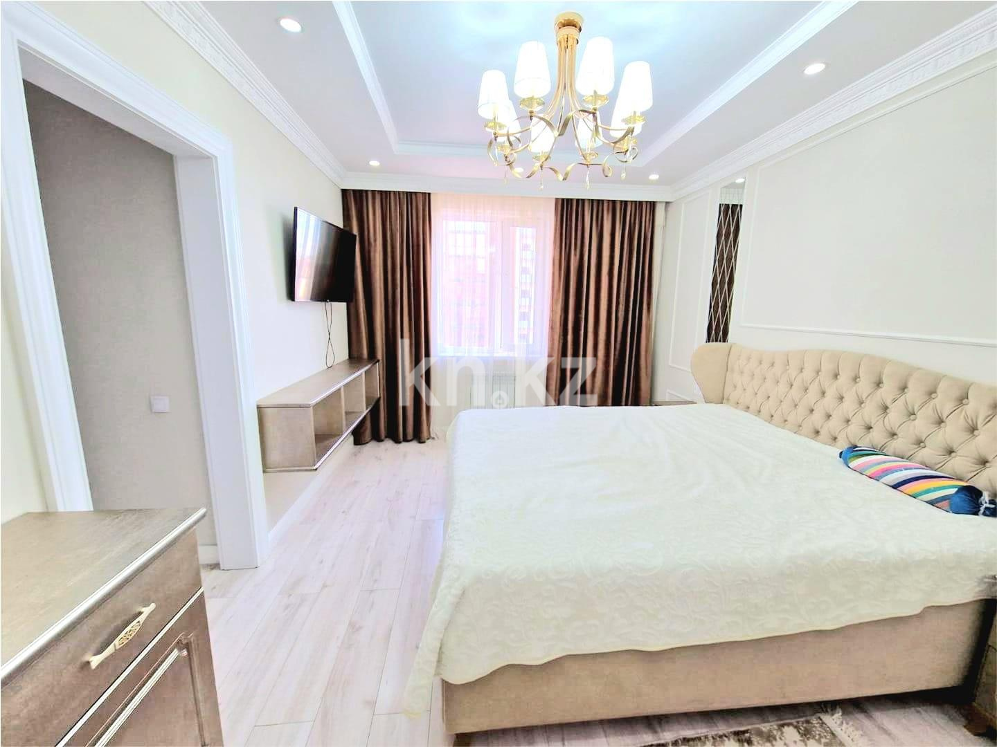 Продажа 3-комнатной квартиры, 107 м², пр. Шахтеров в Караганде - фото 11