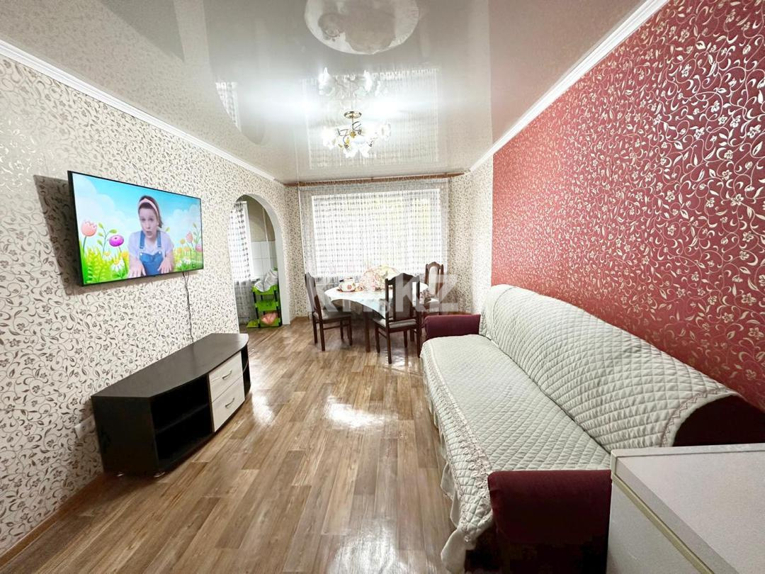 Продажа 4-комнатной квартиры, 76 м² в Караганде