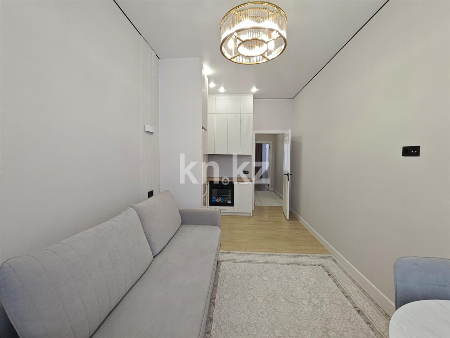 Продажа 2-комнатной квартиры, 38 м², пр. Мангилик Ел в Астане