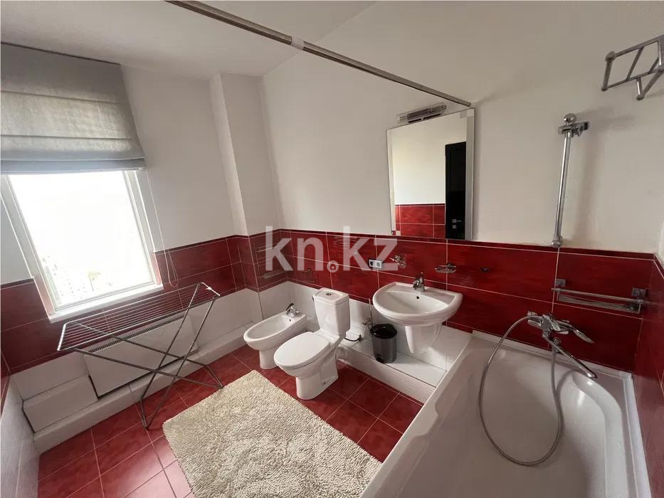 Продажа 4-комнатной квартиры, 150 м², пр. Аль-Фараби, дом  7/5а в Алматы - фото 5