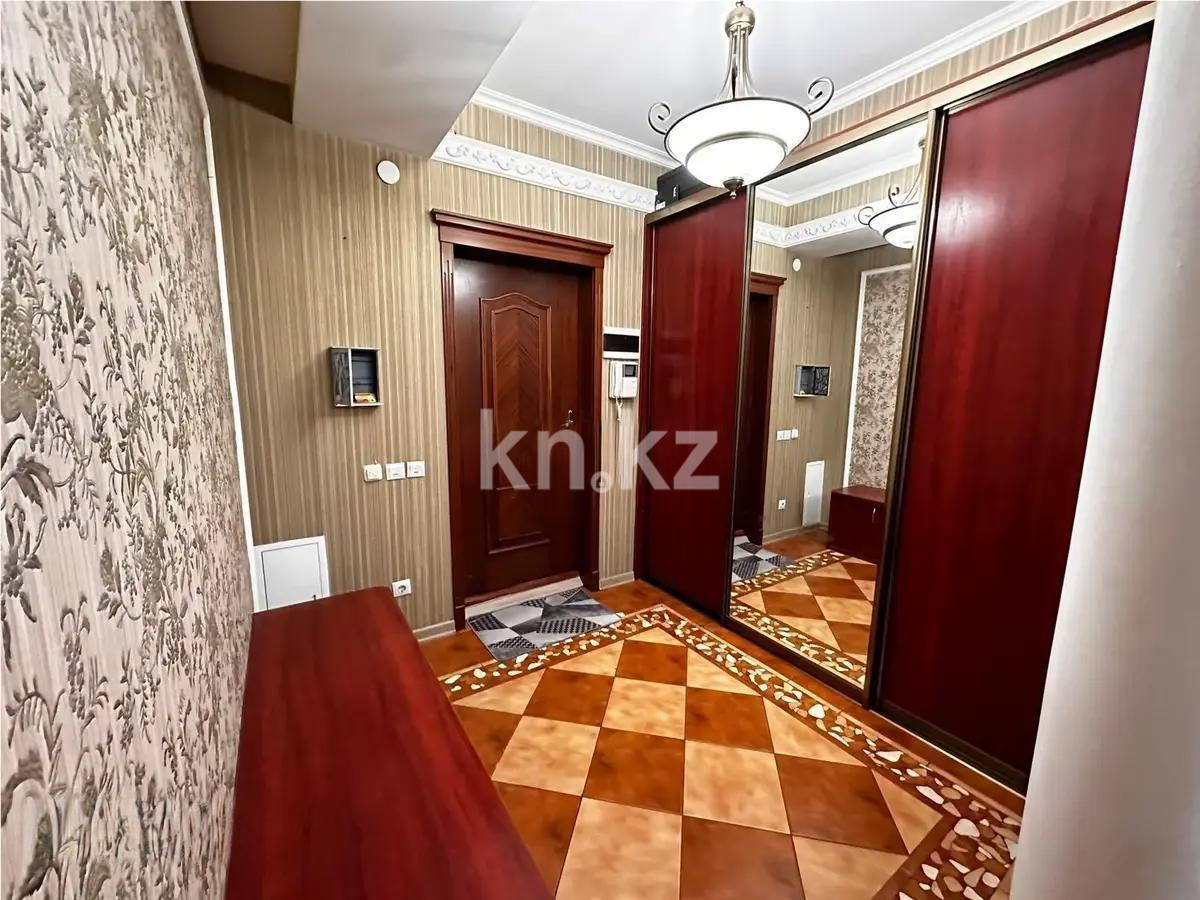 Продажа 5-комнатной квартиры, 184 м², ул. Иманова, дом  18а в Астане - фото 8