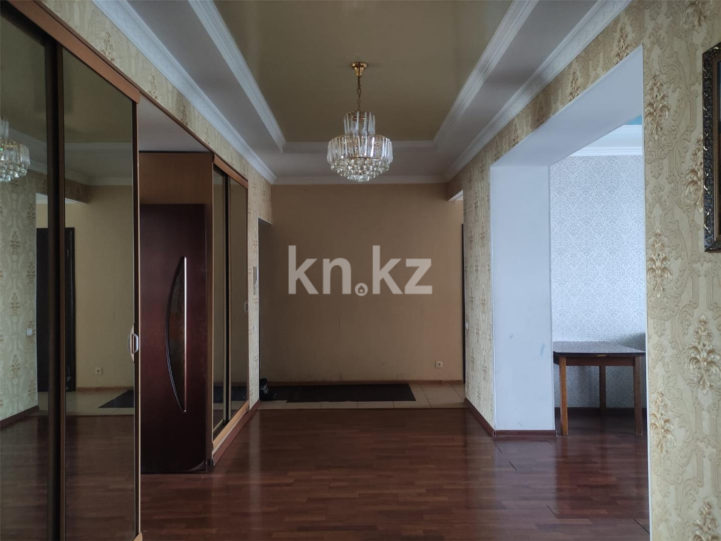 Продажа 4-комнатной квартиры, 147 м², ул. Ерубаева в Караганде - фото 13