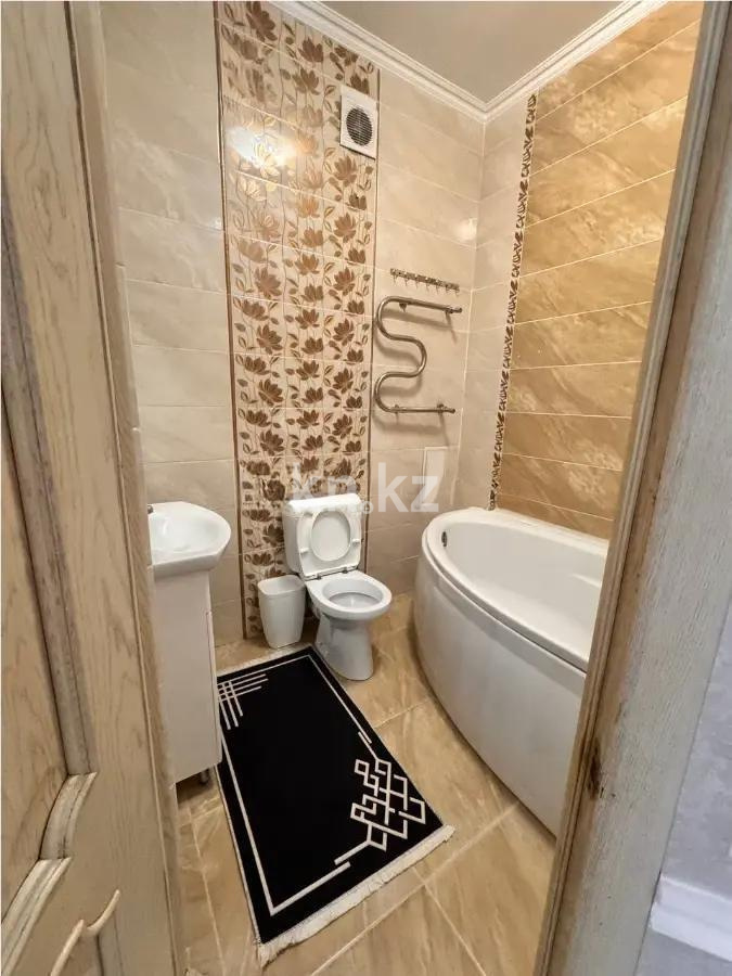 Продажа 4-комнатной квартиры, 130 м², ул. Бокейхана, дом  6 в Астане - фото 6