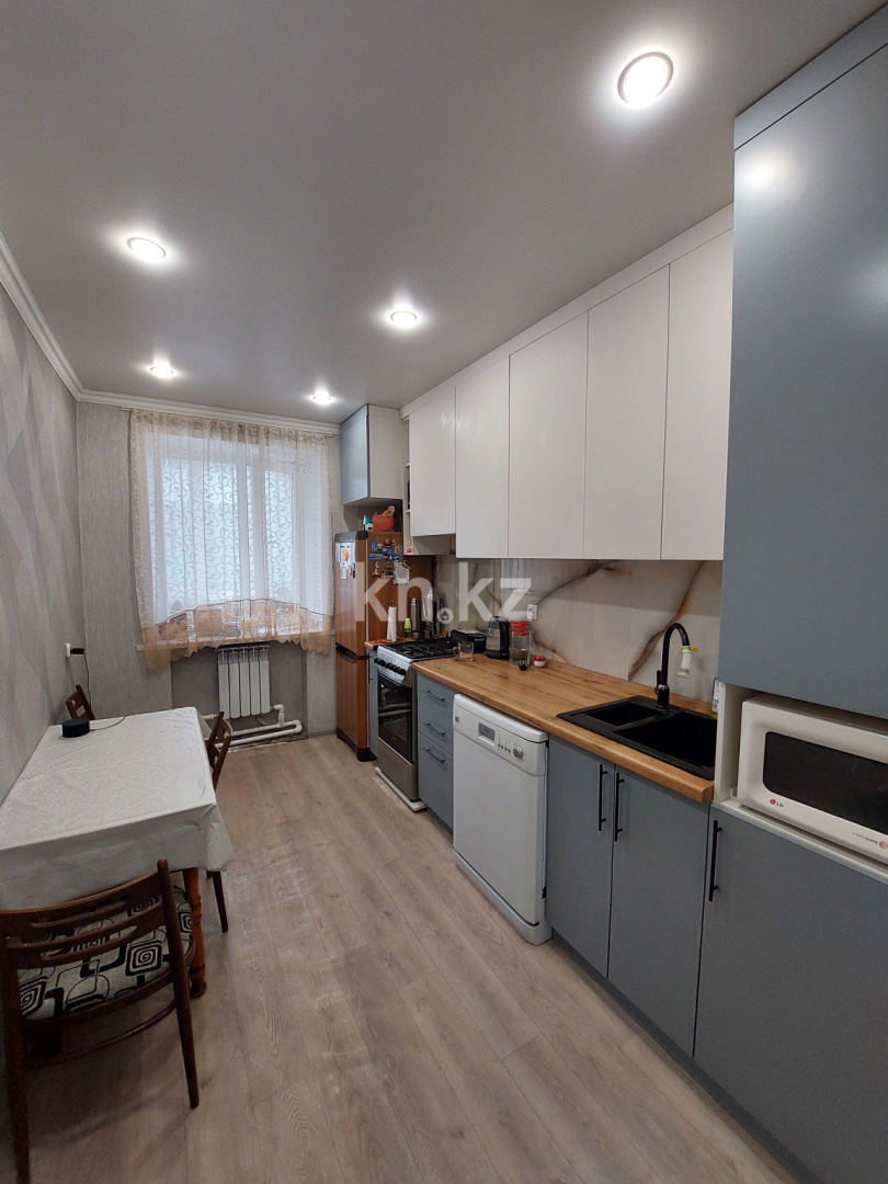 Продажа 3-комнатной квартиры, 63 м², ул. Библиотечная в Караганде