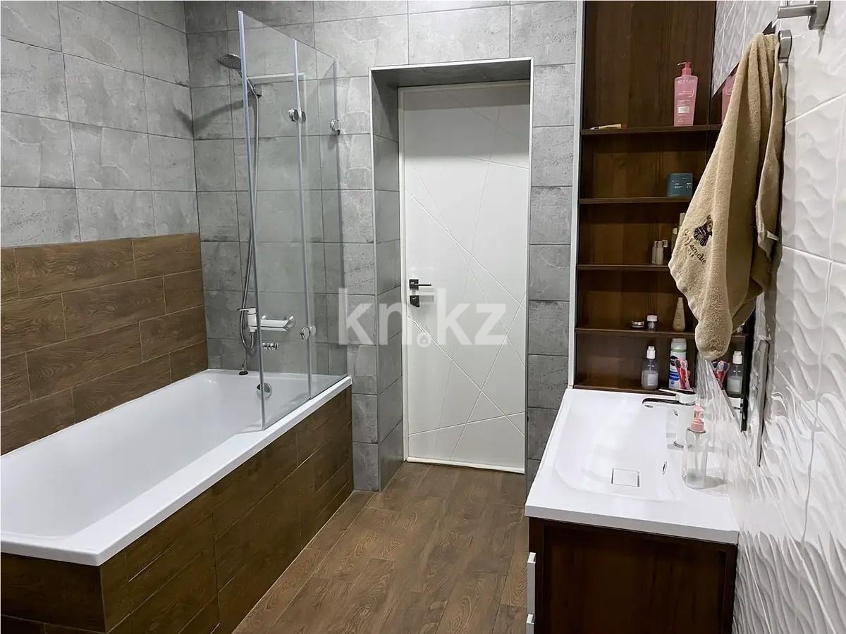 Продажа 3-комнатной квартиры, 110.6 м² в Алматы - фото 3