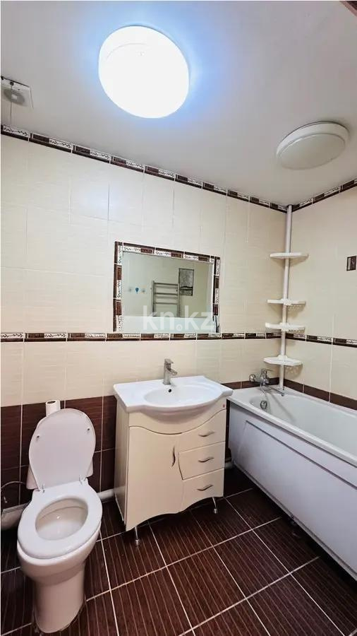 Продажа 1-комнатной квартиры, 40 м², мкр-н Кокжиек, дом  46 в Алматы - фото 3