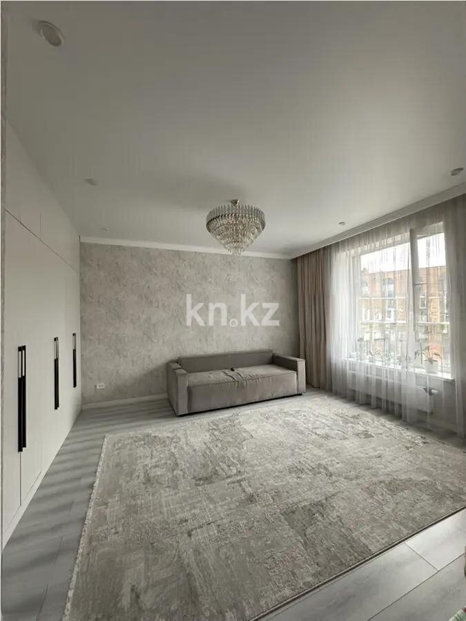 Продажа 1-комнатной квартиры, 42 м² в Астане
