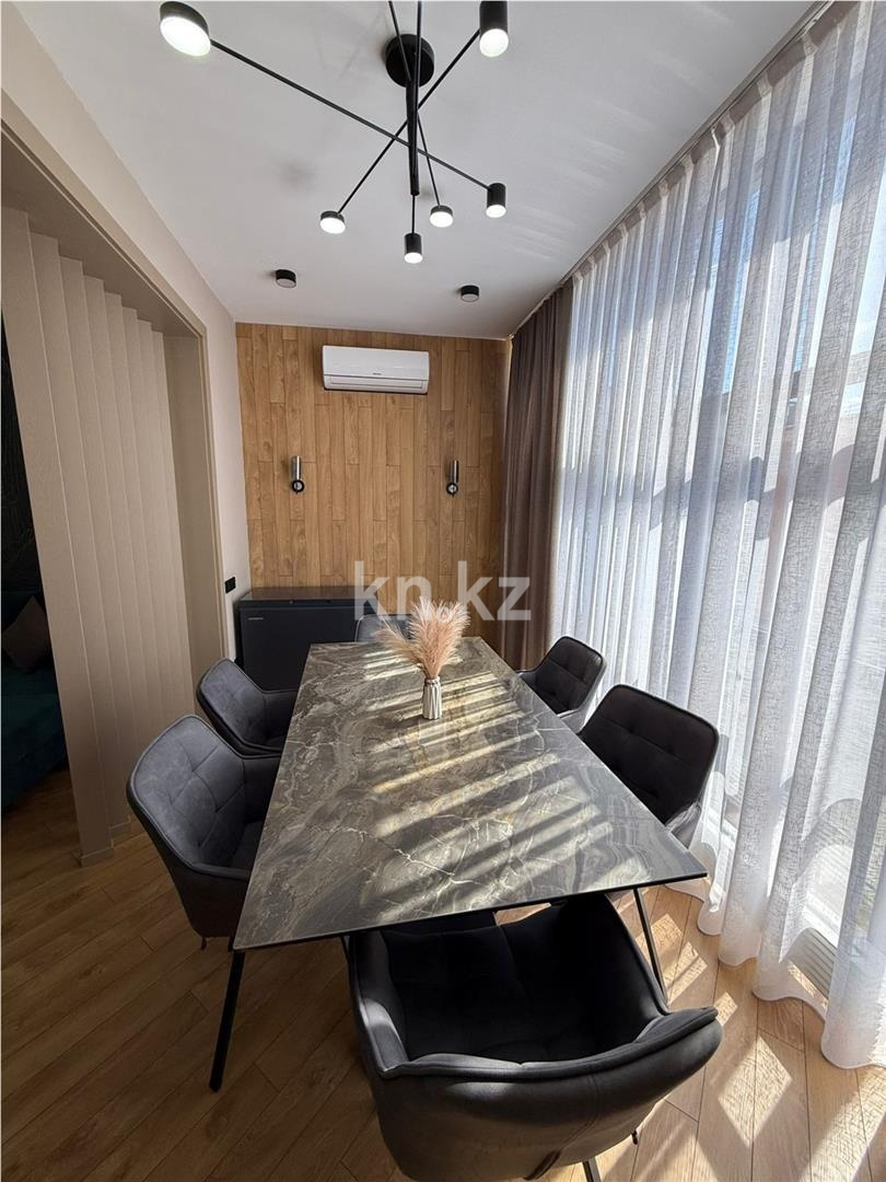 Продажа 4-комнатной квартиры, 117 м² в Караганде - фото 3
