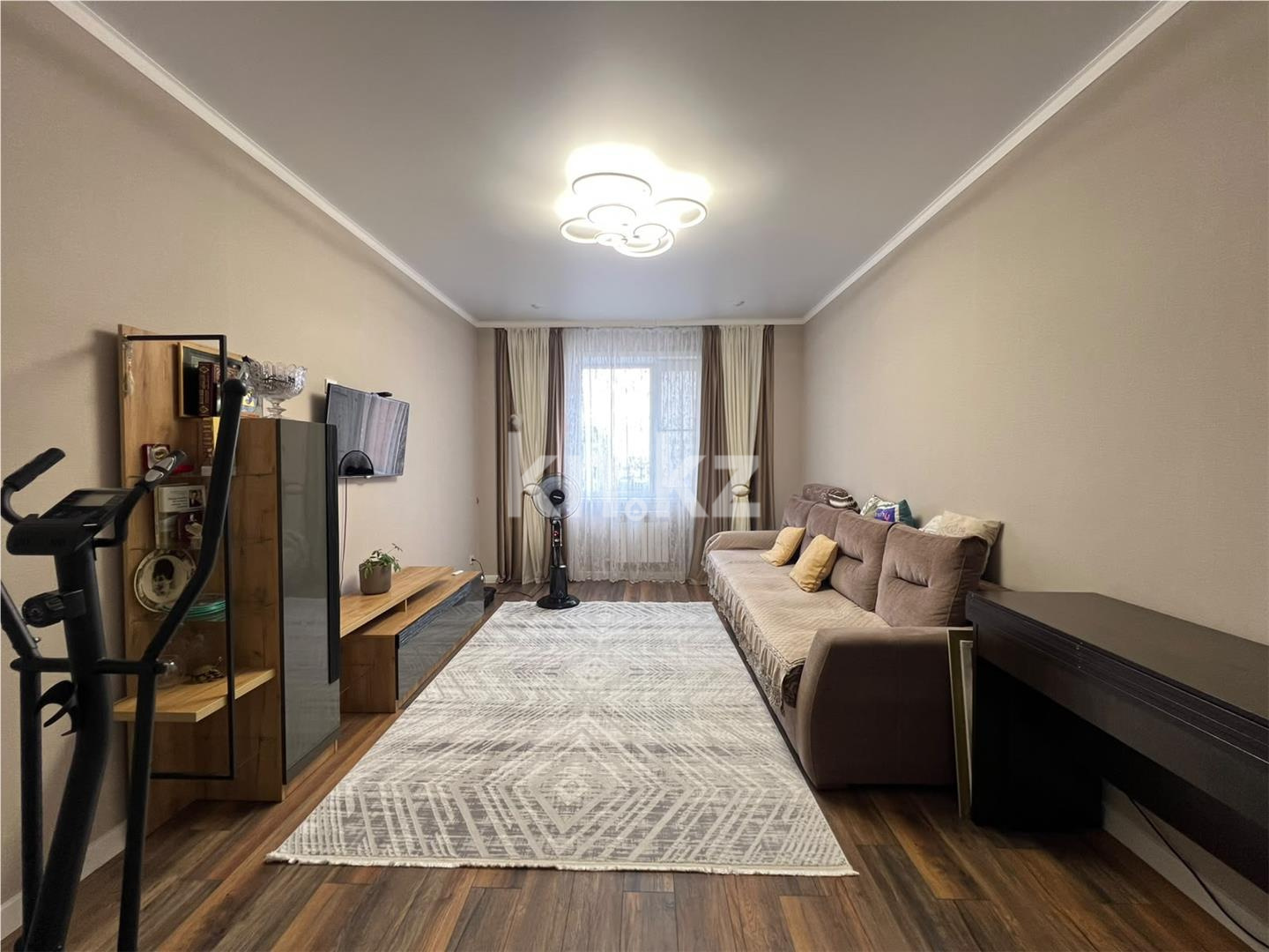 Продажа 2-комнатной квартиры, 60 м² в Караганде