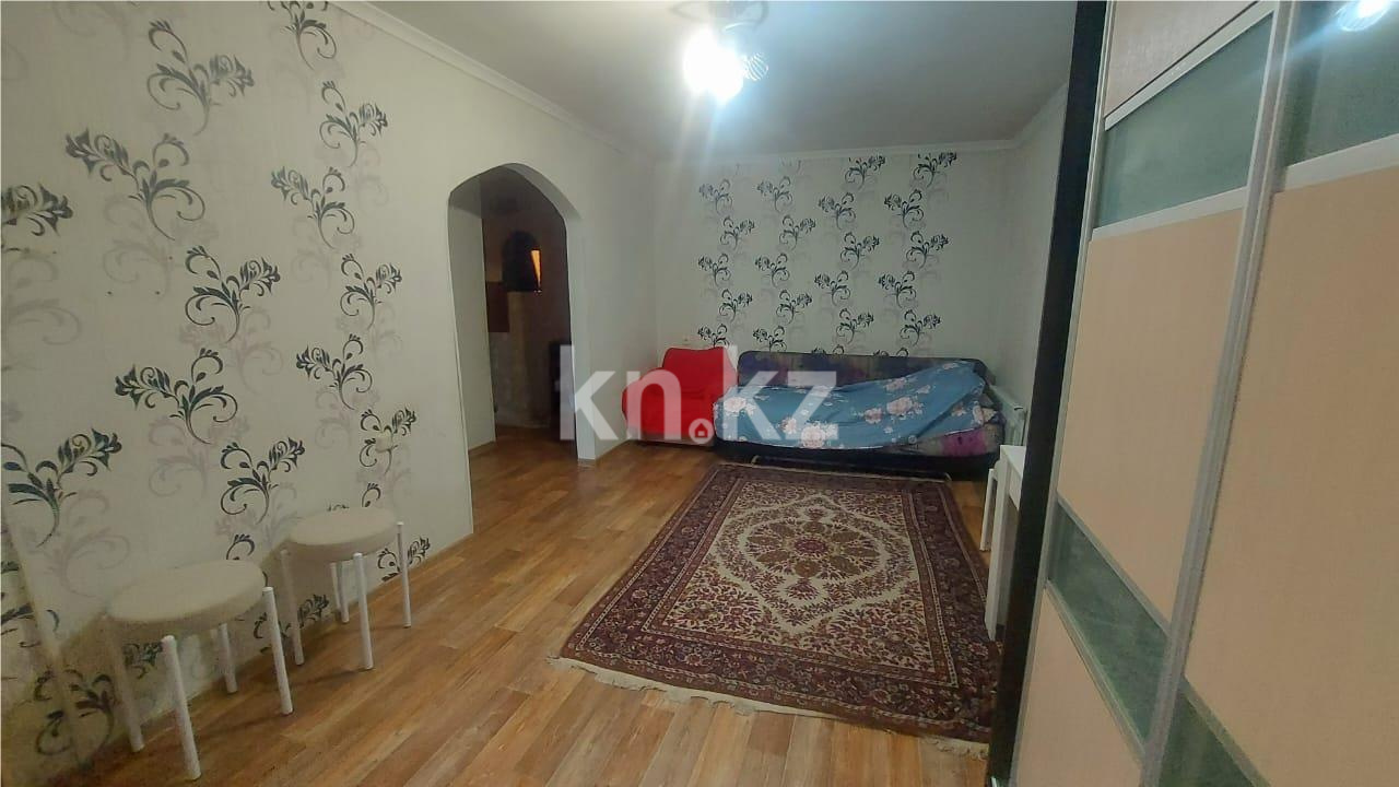 Продажа 1-комнатной квартиры, 30 м², 11 кв-л в Караганде - фото 2